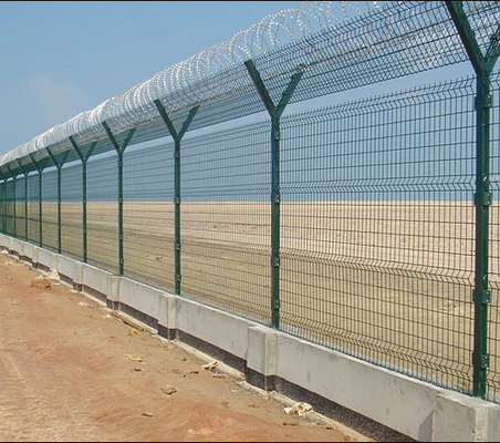 Rot Proof Airport Perimeter Fencing Galvanized 2.4m Height High Safety